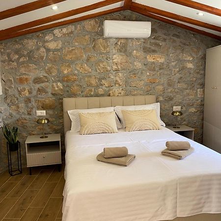 Monte Cristo Wines & Rooms Kuna Peljeska Ngoại thất bức ảnh