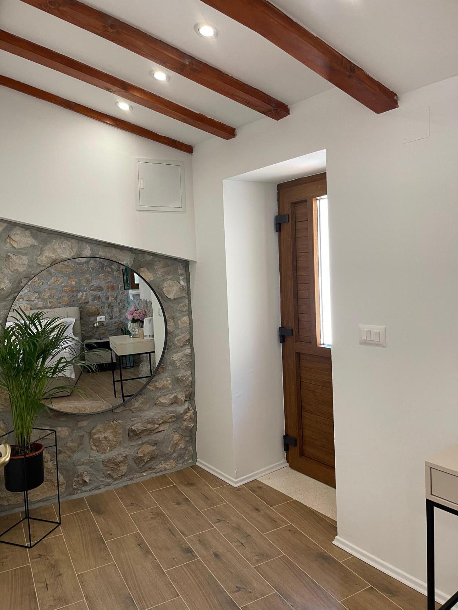 Monte Cristo Wines & Rooms Kuna Peljeska Ngoại thất bức ảnh